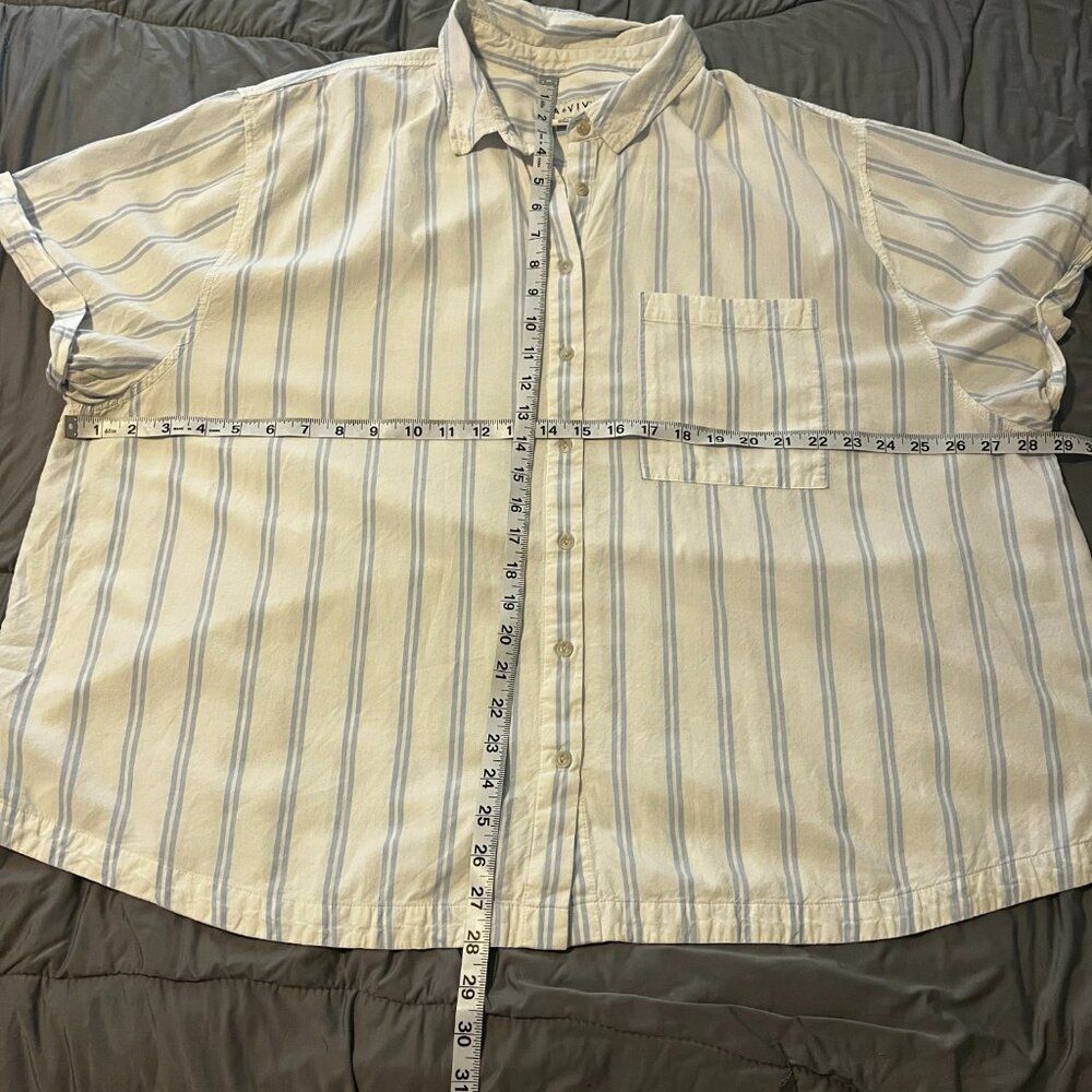 Women's 1X White & Blue Striped Button Up Blouse - Picture 6 of 7
